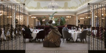 The Christopher Guy: International Design Super Star | Interior Decorator, Interior Designer, London | Blog | London | Blog | P.s. This Rocks Travel &Amp; Interior Design Blogs By Christi Tasker A Serial Entrepreneurs Lifestyle Blog Full Of Vacation Ideas, Home Design Inspiration, Art, Recipes, Parenting Tips, Over 40S Fashion Inspiration The Christopher Guy: International Design Super Star