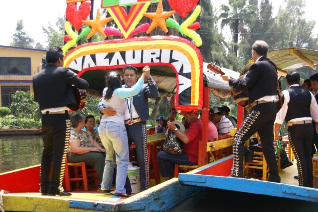 Visiting Xochimilco, The Venice Of Mexico, American Soldier Turned Alzheimer'S Patient