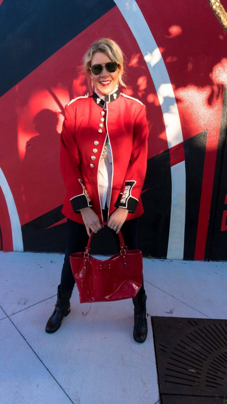 Christi, Tasker, Fashion, Blogger, Queens, Guard, Vintage, British, Red, Coat