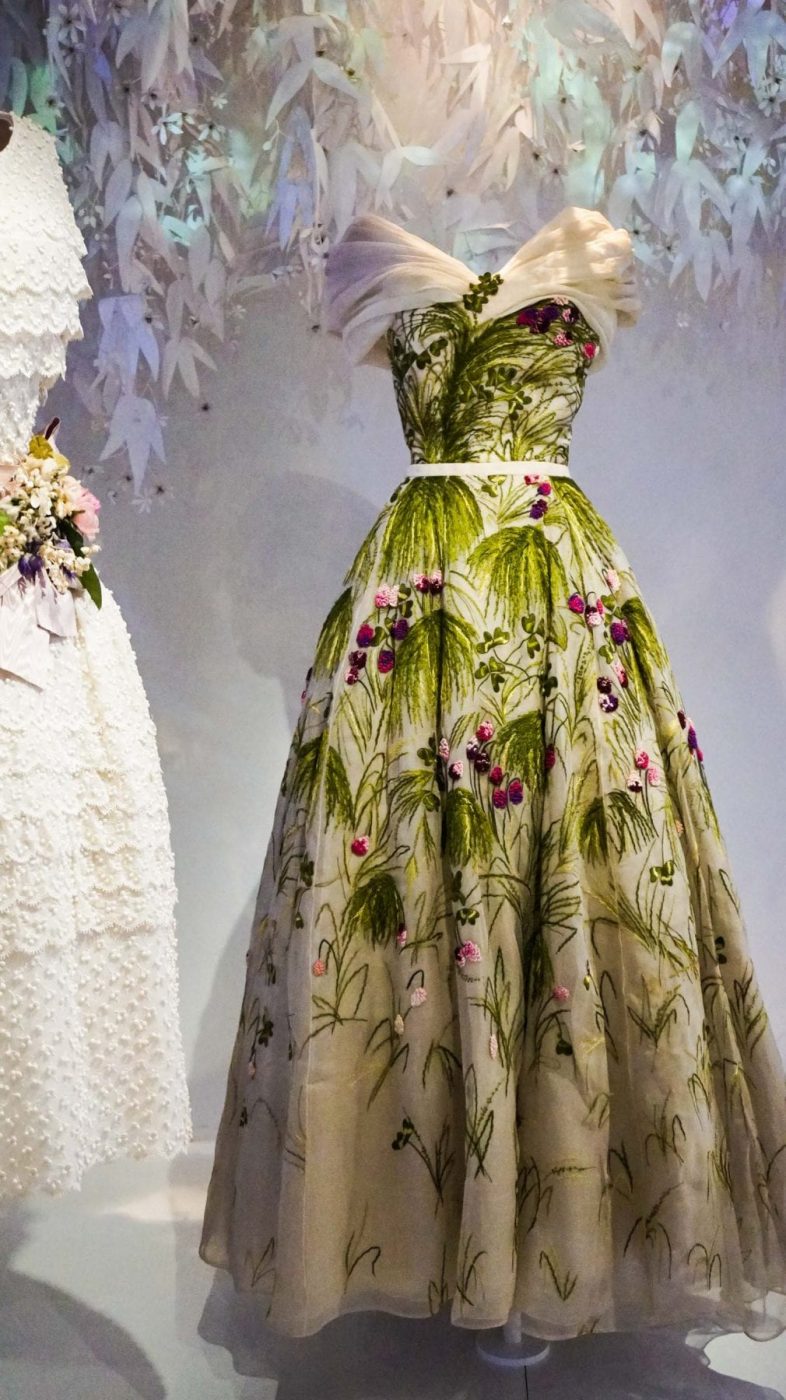 300 Awesome Couture Dresses By Christian Dior