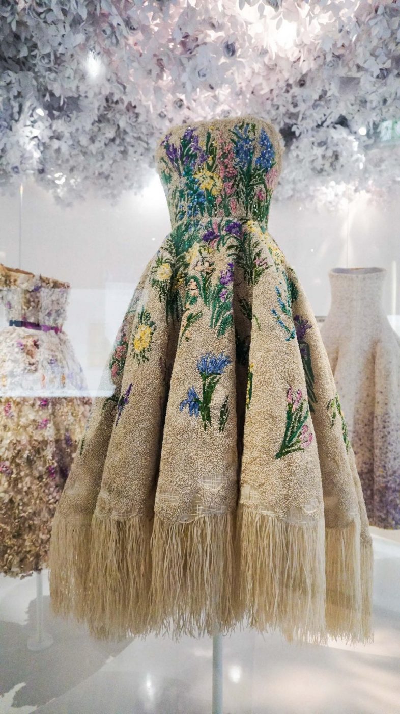 300 Awesome Couture Dresses By Christian Dior