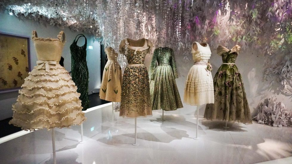 300-awesome-couture-dresses-by-christian-dior