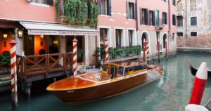 travel, design, tips, fashion, blogger