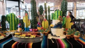cactus themed cupcakes, cactus theme party ideas, cactus theme baby shower