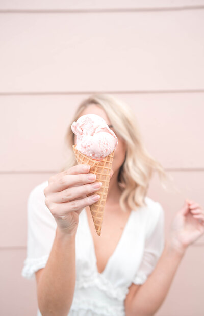 ABOUT BEST TRAVEL BLOGGERS » P.S. This Rocks Travel & Interior Design Blogs by Christi Tasker A Serial Entrepreneurs Lifestyle Blog Full of Vacation Ideas, Home Design Inspiration, Art, Recipes, Parenting Tips, Over 40s Fashion Inspiration About Best Travel Bloggers &Raquo;